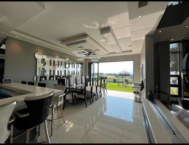 6 BEDROOM HOUSE FOR SALE IN COPPERLEAF ESTATE